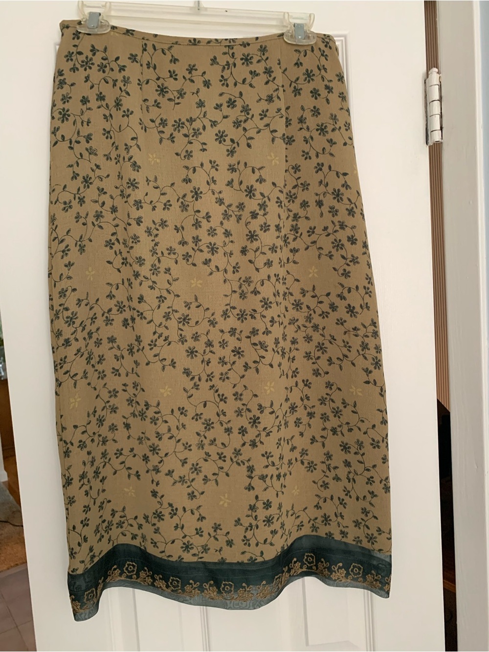 Midi-skirt in Navy and Tan Floral Print